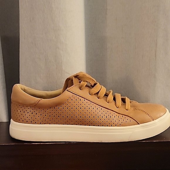 Lucky Brand Laurina Leather tennis shoes - Picture 5 of 7